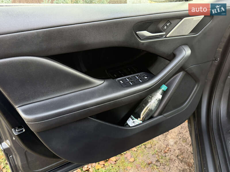 Внедорожник / Кроссовер Jaguar I-Pace 2019 в Львове фото 36 Внедорожник / Кроссовер Jaguar I-Pace 2019 в Львове