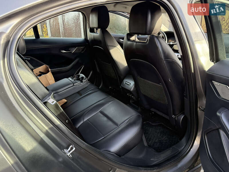 Внедорожник / Кроссовер Jaguar I-Pace 2019 в Львове фото 37 Внедорожник / Кроссовер Jaguar I-Pace 2019 в Львове