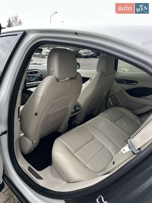 Внедорожник / Кроссовер Jaguar I-Pace 2018 в Киеве фото 27 Внедорожник / Кроссовер Jaguar I-Pace 2018 в Киеве