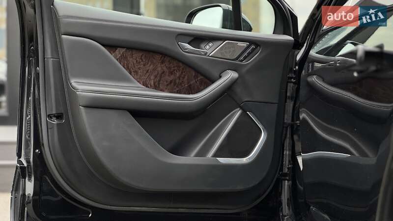 Позашляховик / Кросовер Jaguar I-Pace 2019 в Києві