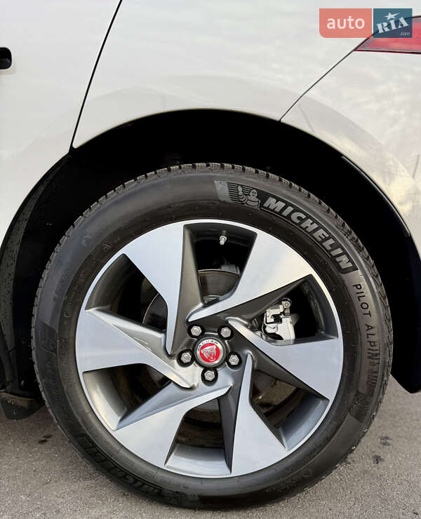 Позашляховик / Кросовер Jaguar I-Pace 2021 в Києві