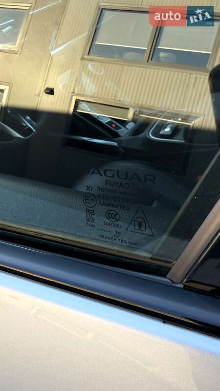 Внедорожник / Кроссовер Jaguar I-Pace 2019 в Львове фото 16 Внедорожник / Кроссовер Jaguar I-Pace 2019 в Львове