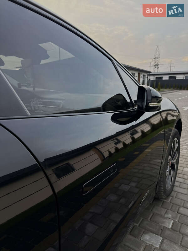Внедорожник / Кроссовер Jaguar I-Pace 2019 в Вараше фото 7 Внедорожник / Кроссовер Jaguar I-Pace 2019 в Вараше