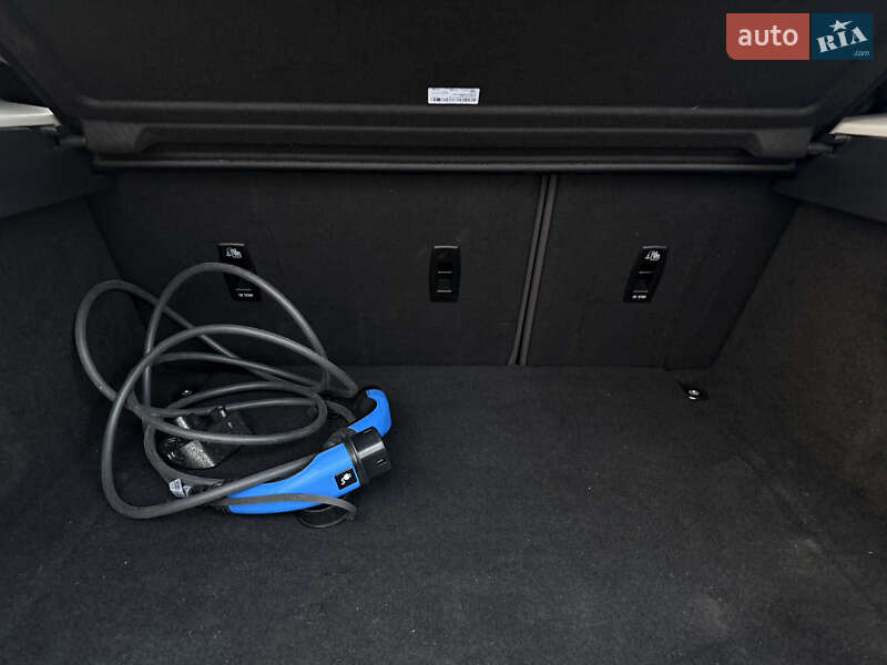 Внедорожник / Кроссовер Jaguar I-Pace 2019 в Вараше фото 51 Внедорожник / Кроссовер Jaguar I-Pace 2019 в Вараше