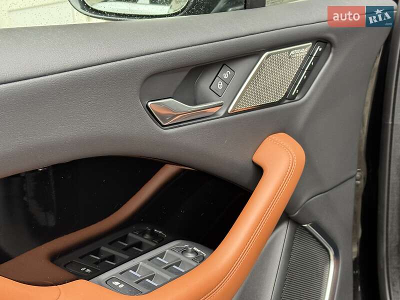Внедорожник / Кроссовер Jaguar I-Pace 2018 в Днепре фото 12 Внедорожник / Кроссовер Jaguar I-Pace 2018 в Днепре