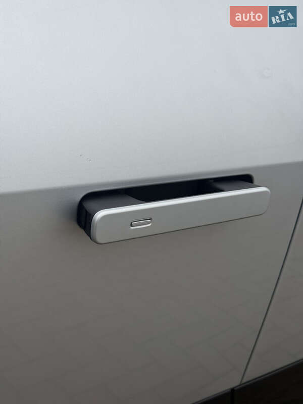 Позашляховик / Кросовер Jaguar I-Pace 2018 в Косові