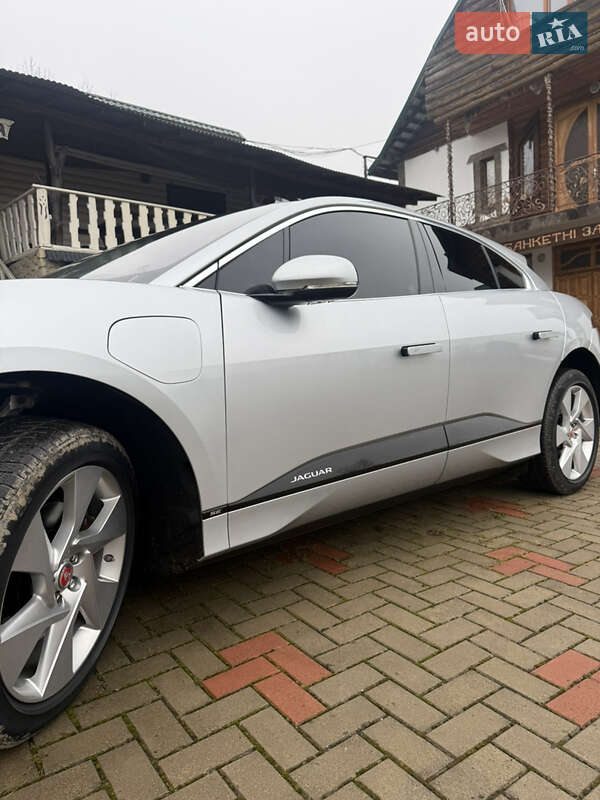 Позашляховик / Кросовер Jaguar I-Pace 2018 в Косові