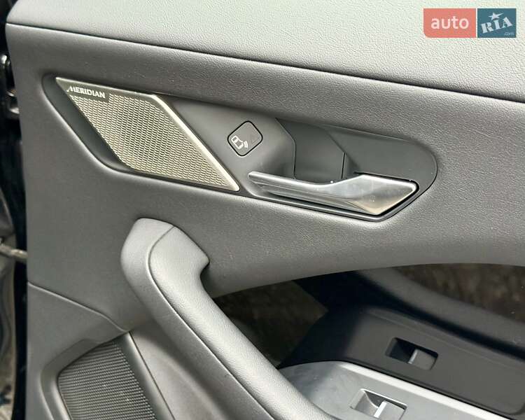 Внедорожник / Кроссовер Jaguar I-Pace 2019 в Киеве