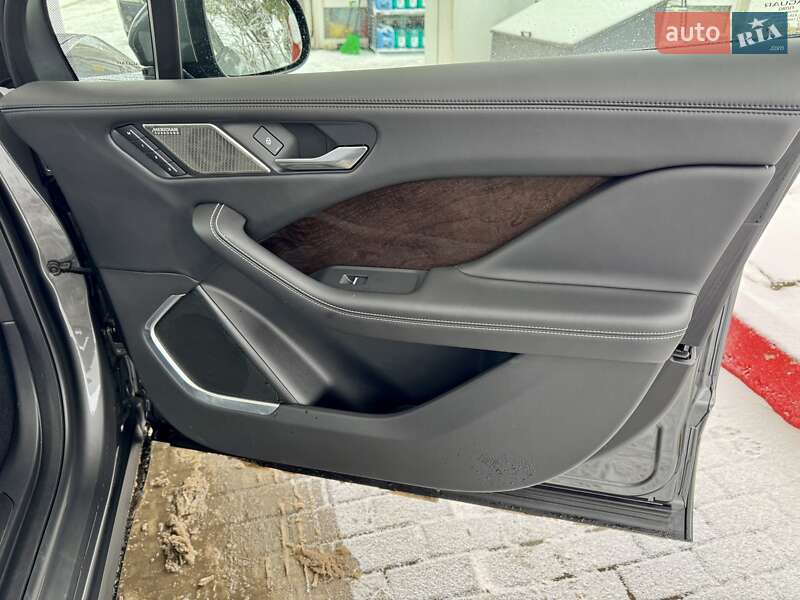 Позашляховик / Кросовер Jaguar I-Pace 2019 в Чернівцях