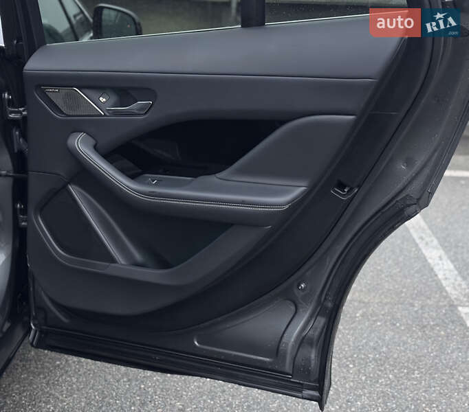 Внедорожник / Кроссовер Jaguar I-Pace 2019 в Киеве фото 26 Внедорожник / Кроссовер Jaguar I-Pace 2019 в Киеве