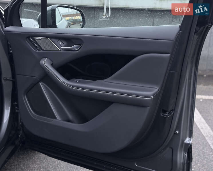 Внедорожник / Кроссовер Jaguar I-Pace 2019 в Киеве фото 32 Внедорожник / Кроссовер Jaguar I-Pace 2019 в Киеве