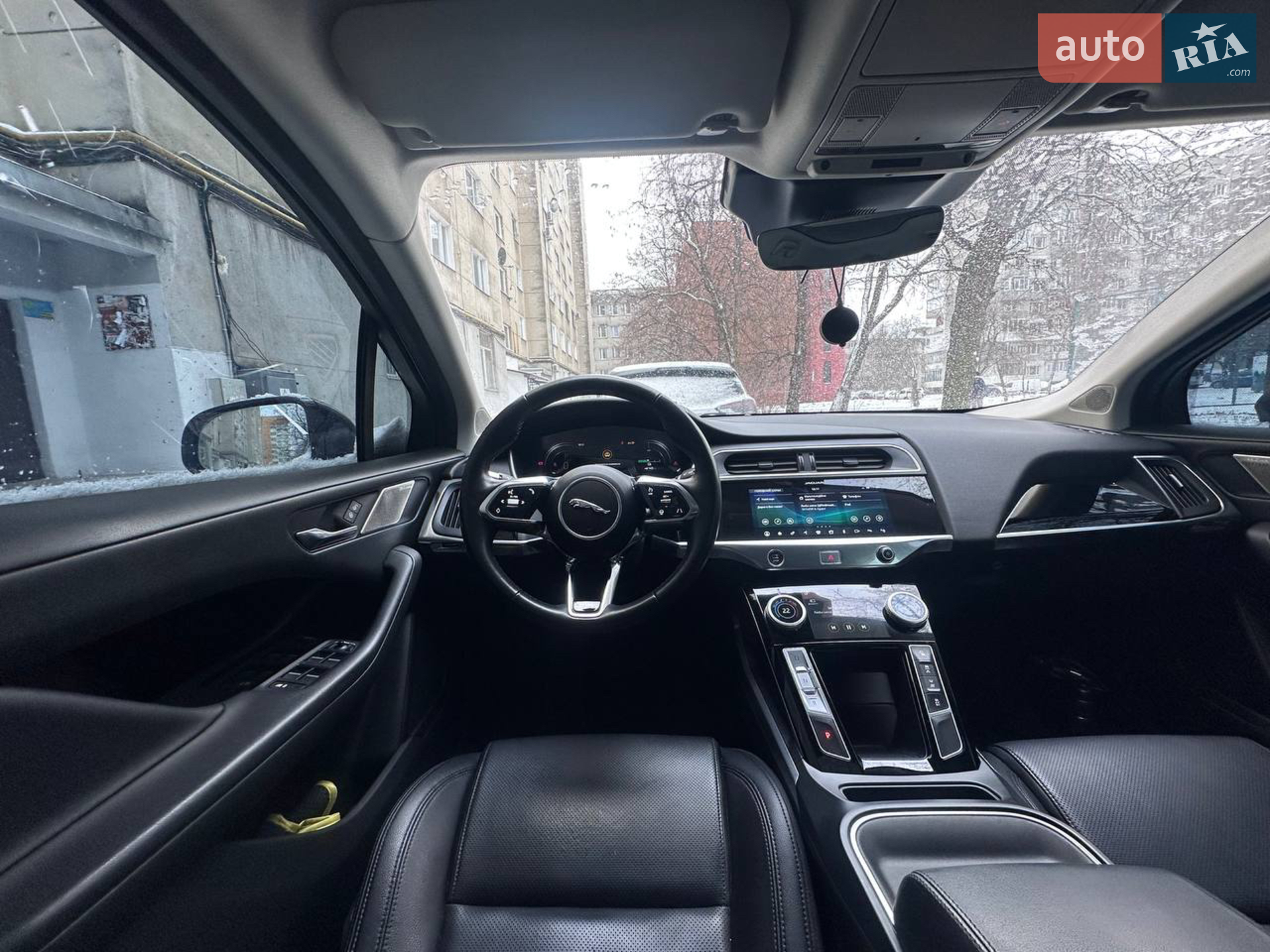 2019 Jaguar I-Pace - мініатюра 11