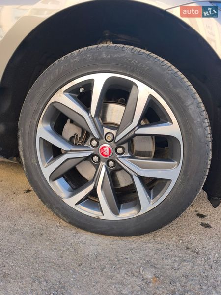 Внедорожник / Кроссовер Jaguar I-Pace 2018 в Киеве