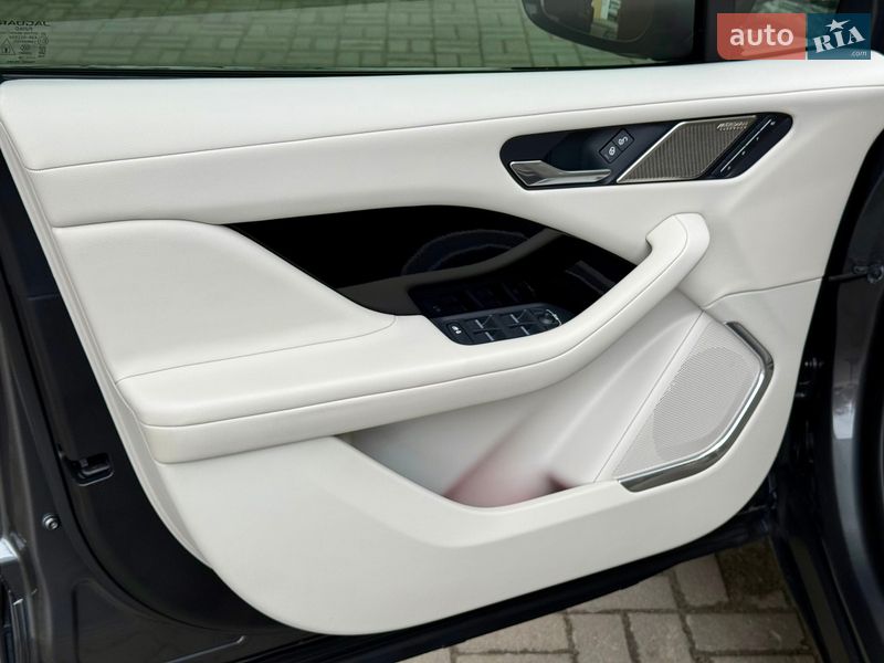 Позашляховик / Кросовер Jaguar I-Pace 2019 в Дніпрі