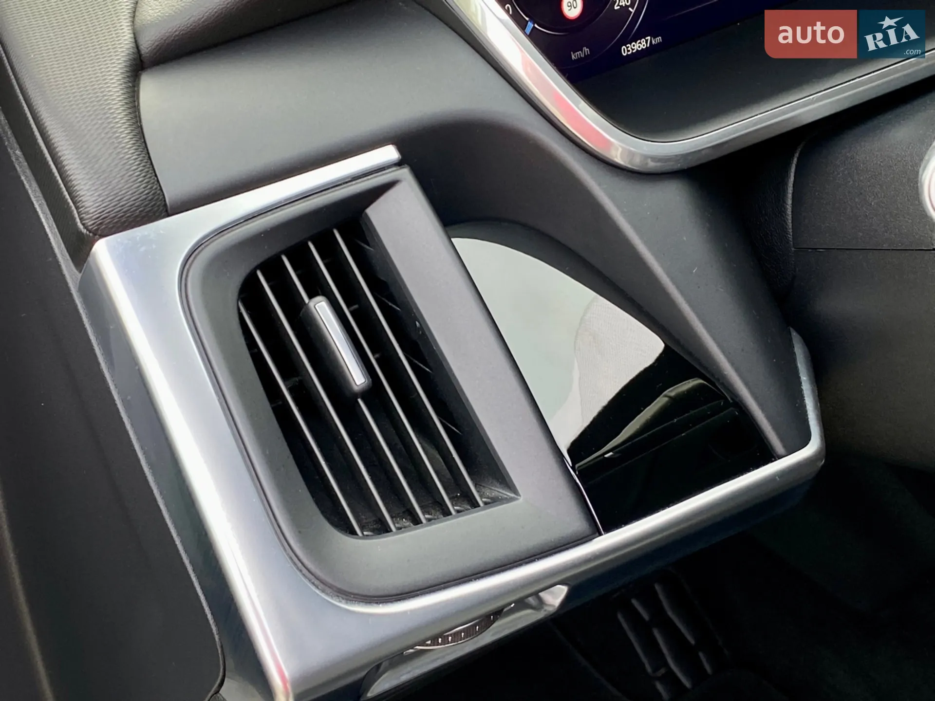 2020 Jaguar I-Pace - мініатюра 45