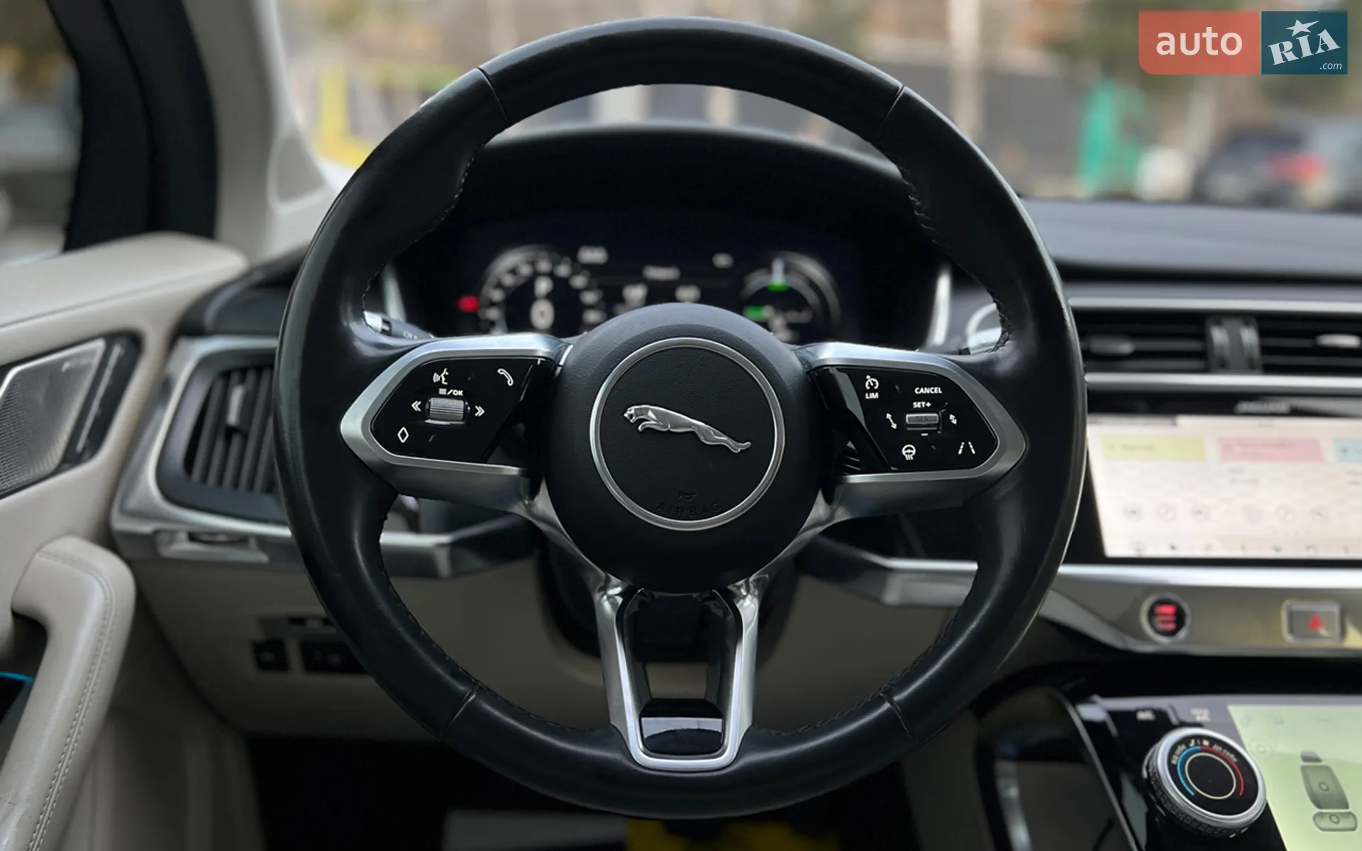 2019 Jaguar I-Pace - мініатюра 11