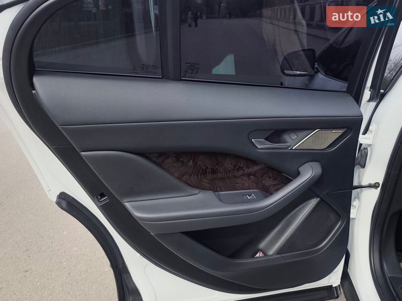 Позашляховик / Кросовер Jaguar I-Pace 2019 в Умані