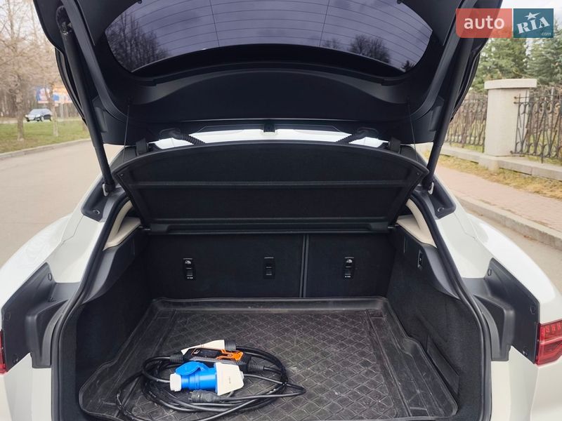 Позашляховик / Кросовер Jaguar I-Pace 2019 в Умані