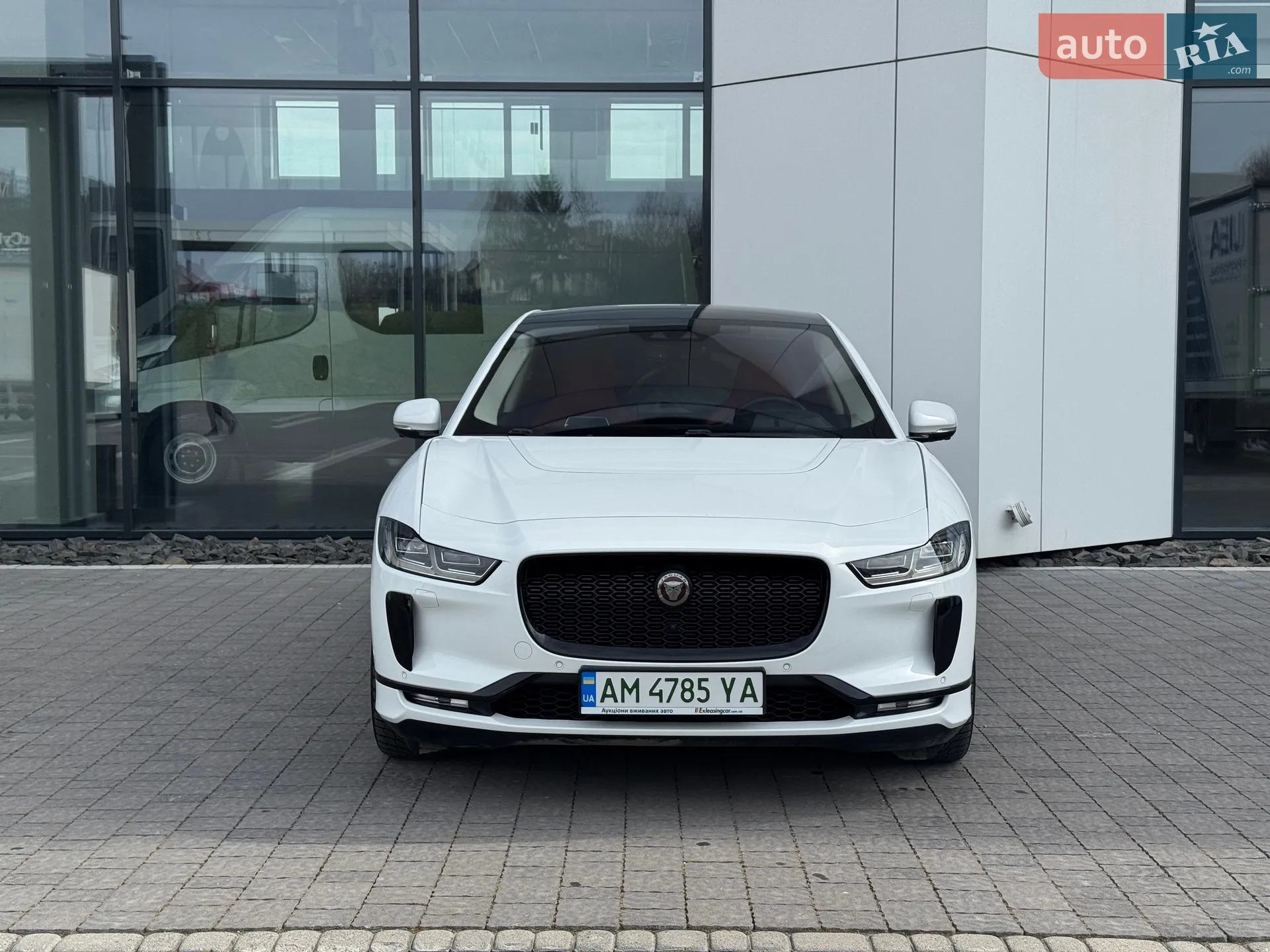 2019 Jaguar I-Pace - мініатюра 2
