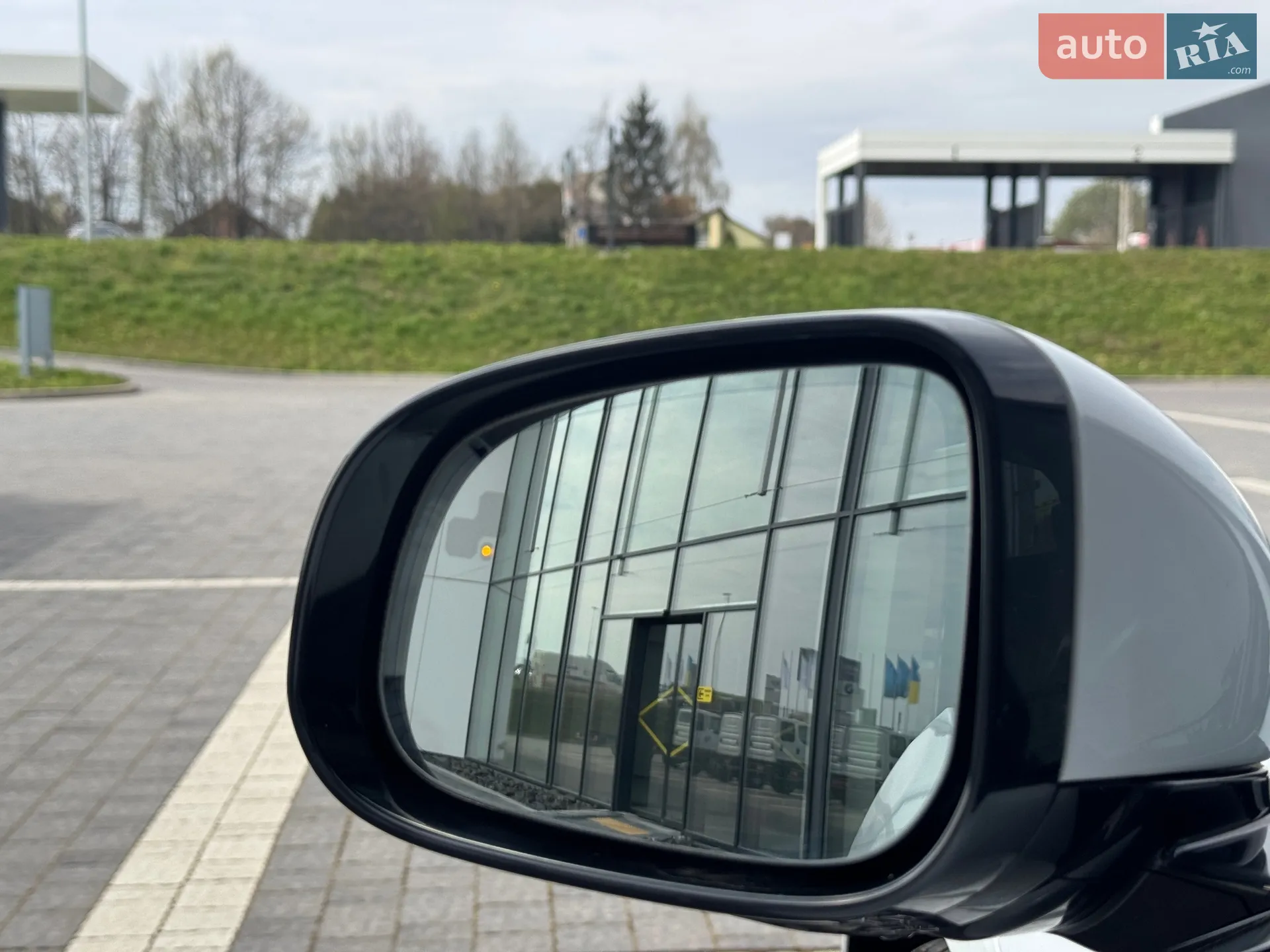 2019 Jaguar I-Pace - мініатюра 11