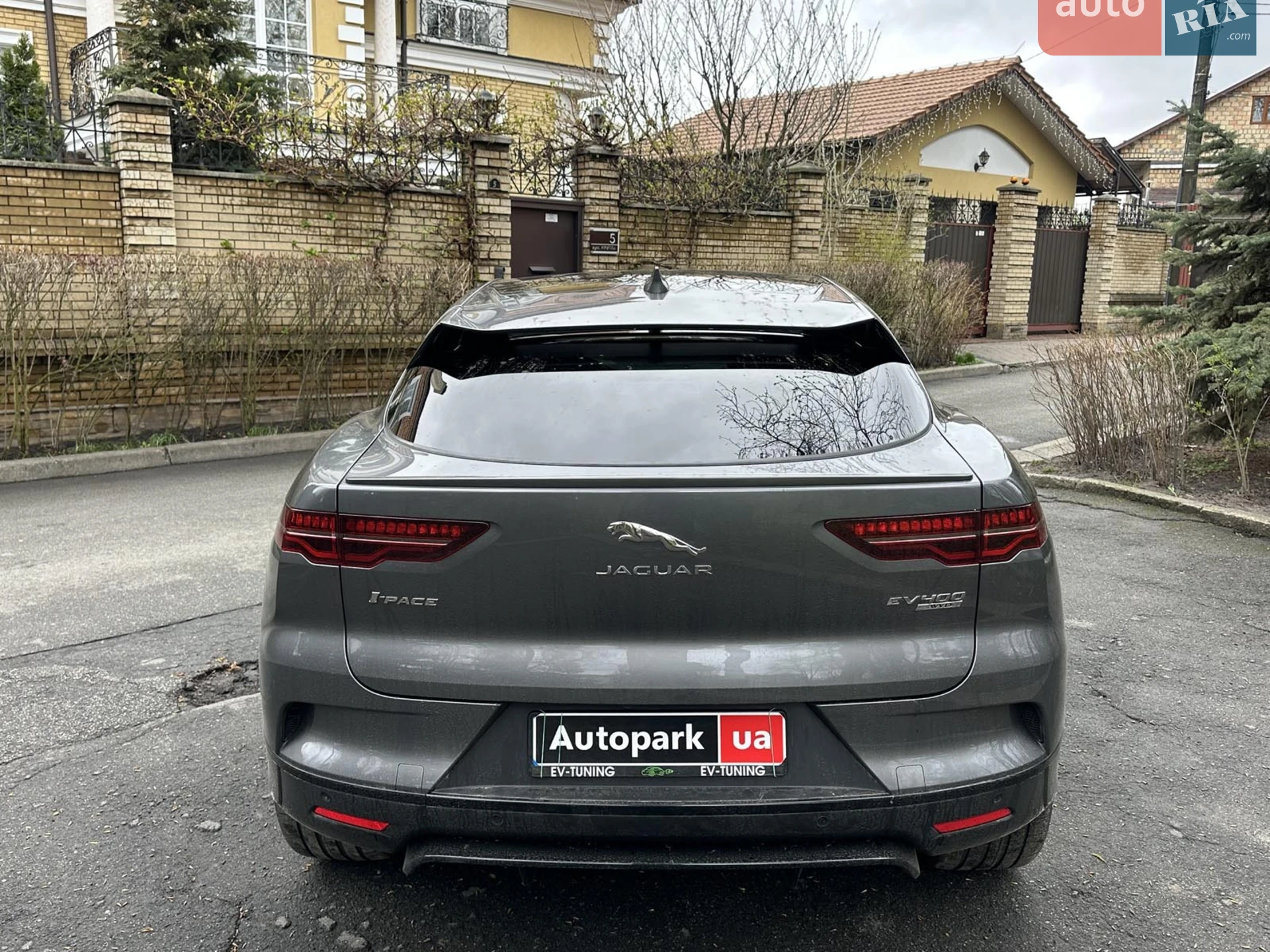 2019 Jaguar I-Pace - мініатюра 9