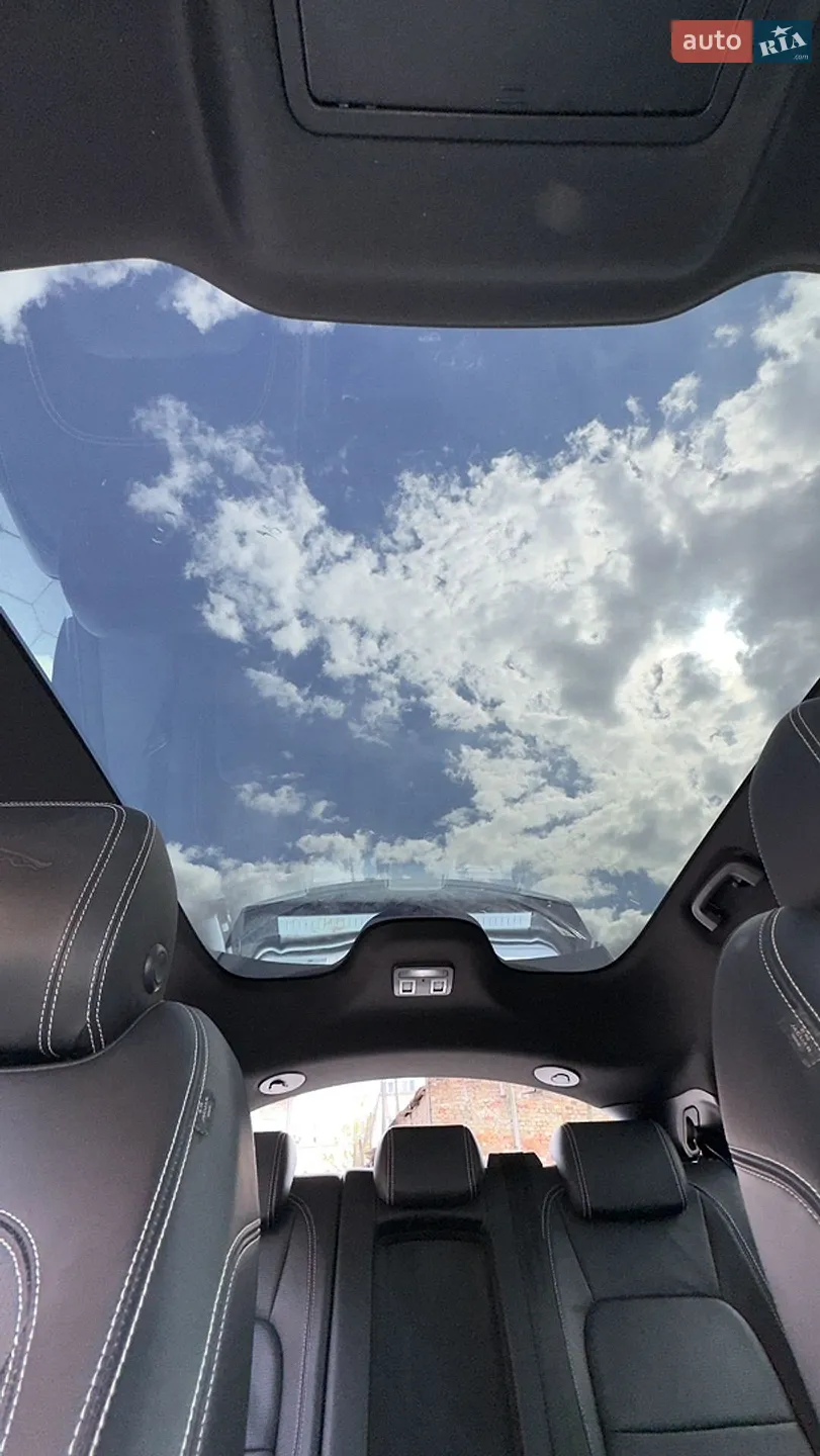 2019 Jaguar I-Pace - мініатюра 14
