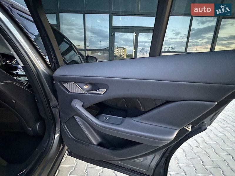 Внедорожник / Кроссовер Jaguar I-Pace 2018 в Тернополе