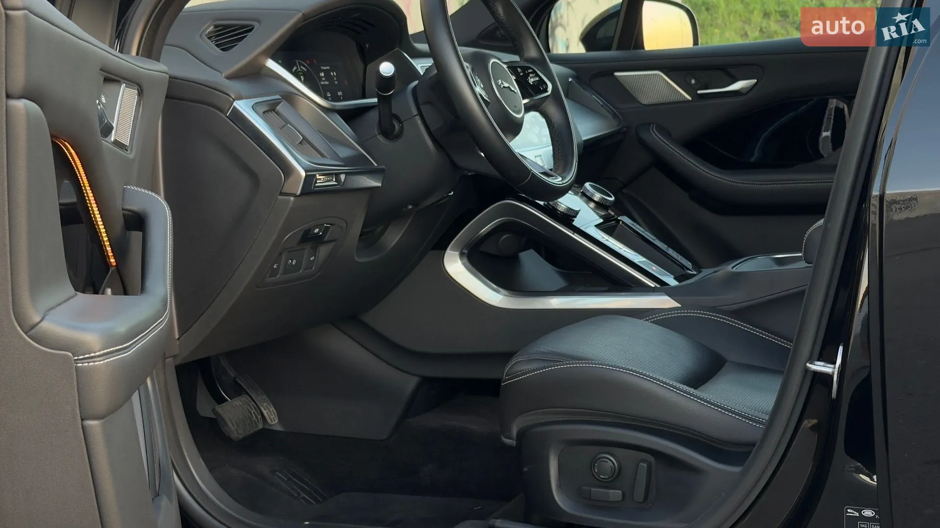 2023 Jaguar I-Pace - мініатюра 36