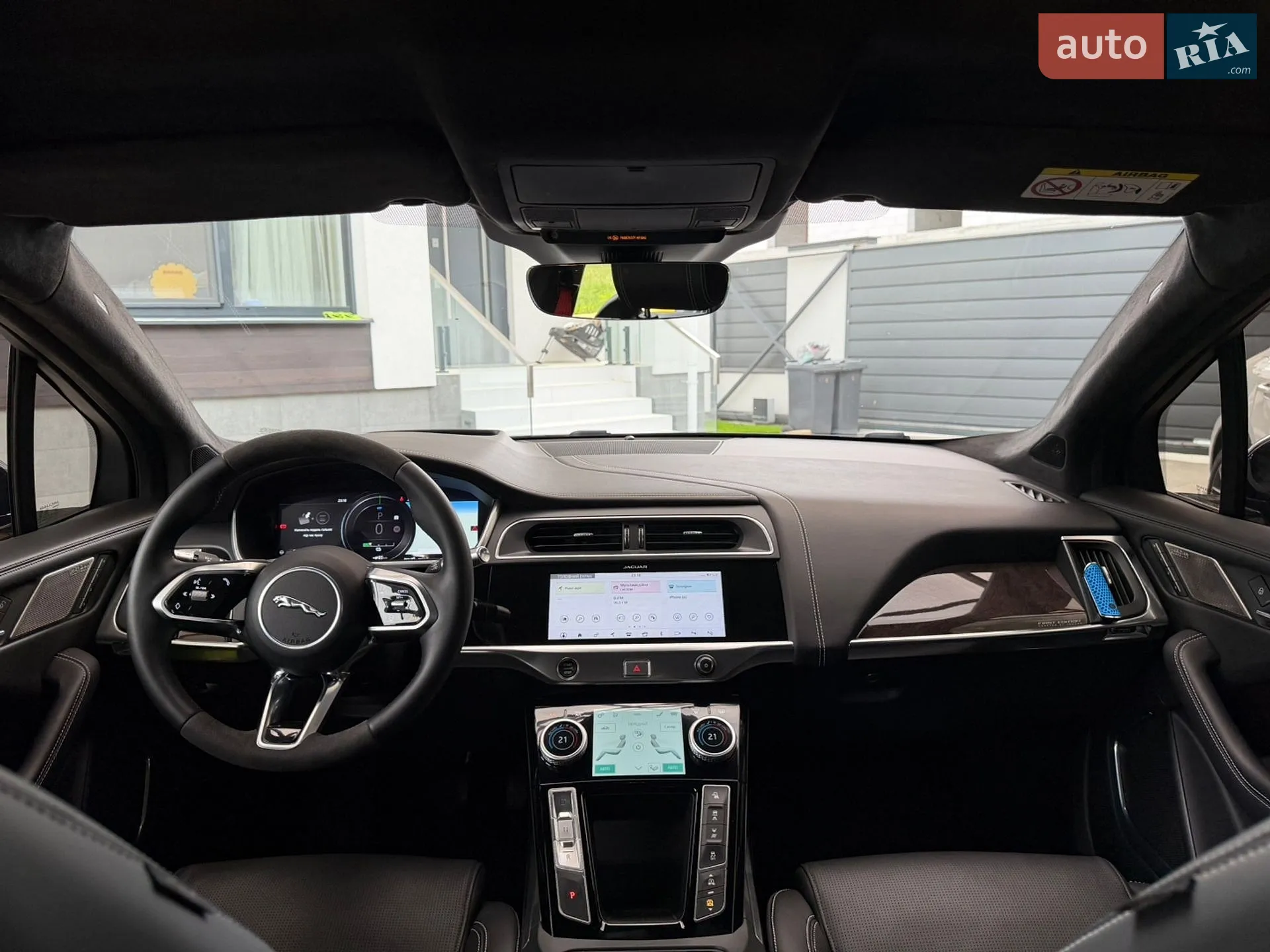 2019 Jaguar I-Pace - мініатюра 20