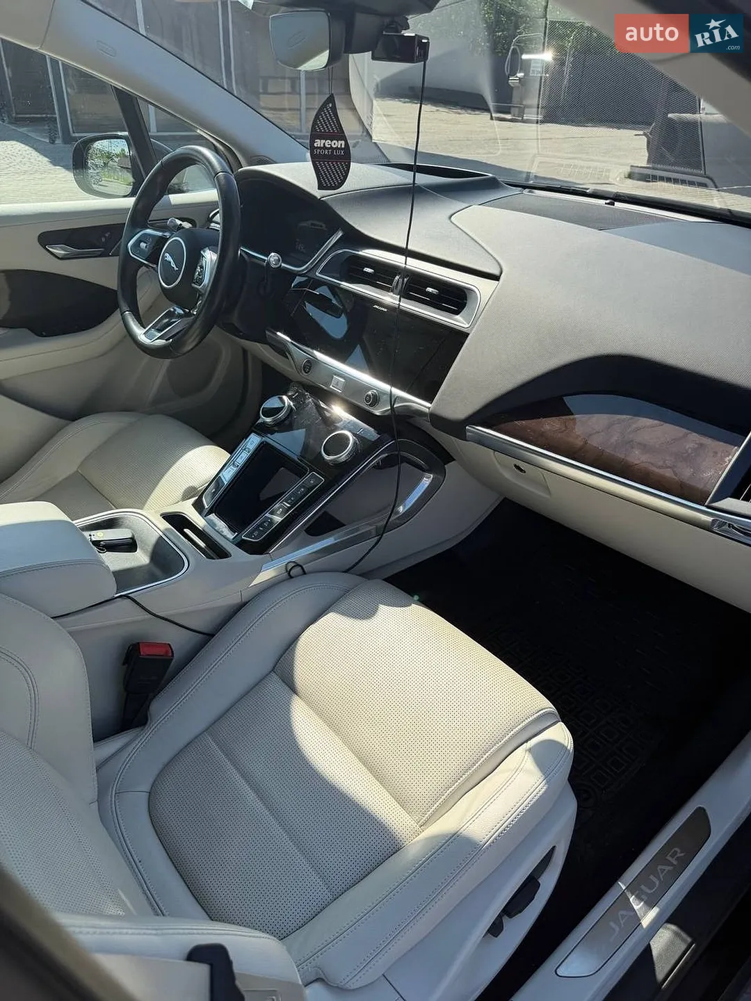 2019 Jaguar I-Pace - мініатюра 11