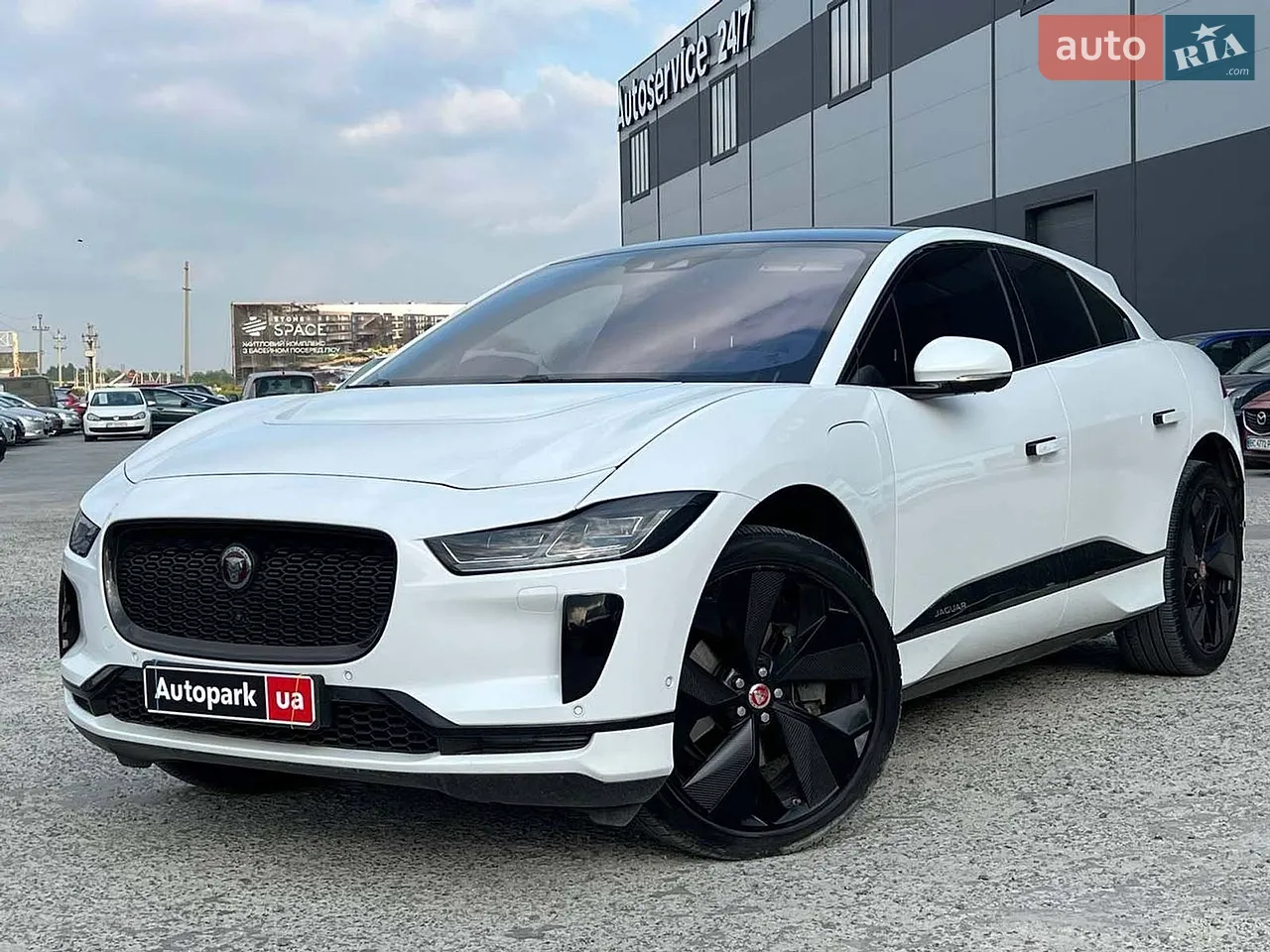 2019 Jaguar I-Pace - мініатюра 16