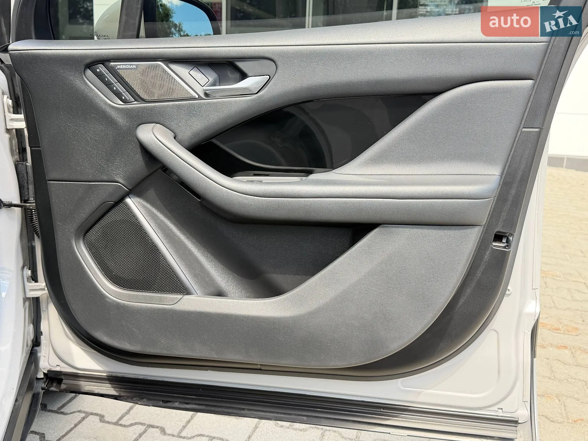2020 Jaguar I-Pace - мініатюра 33