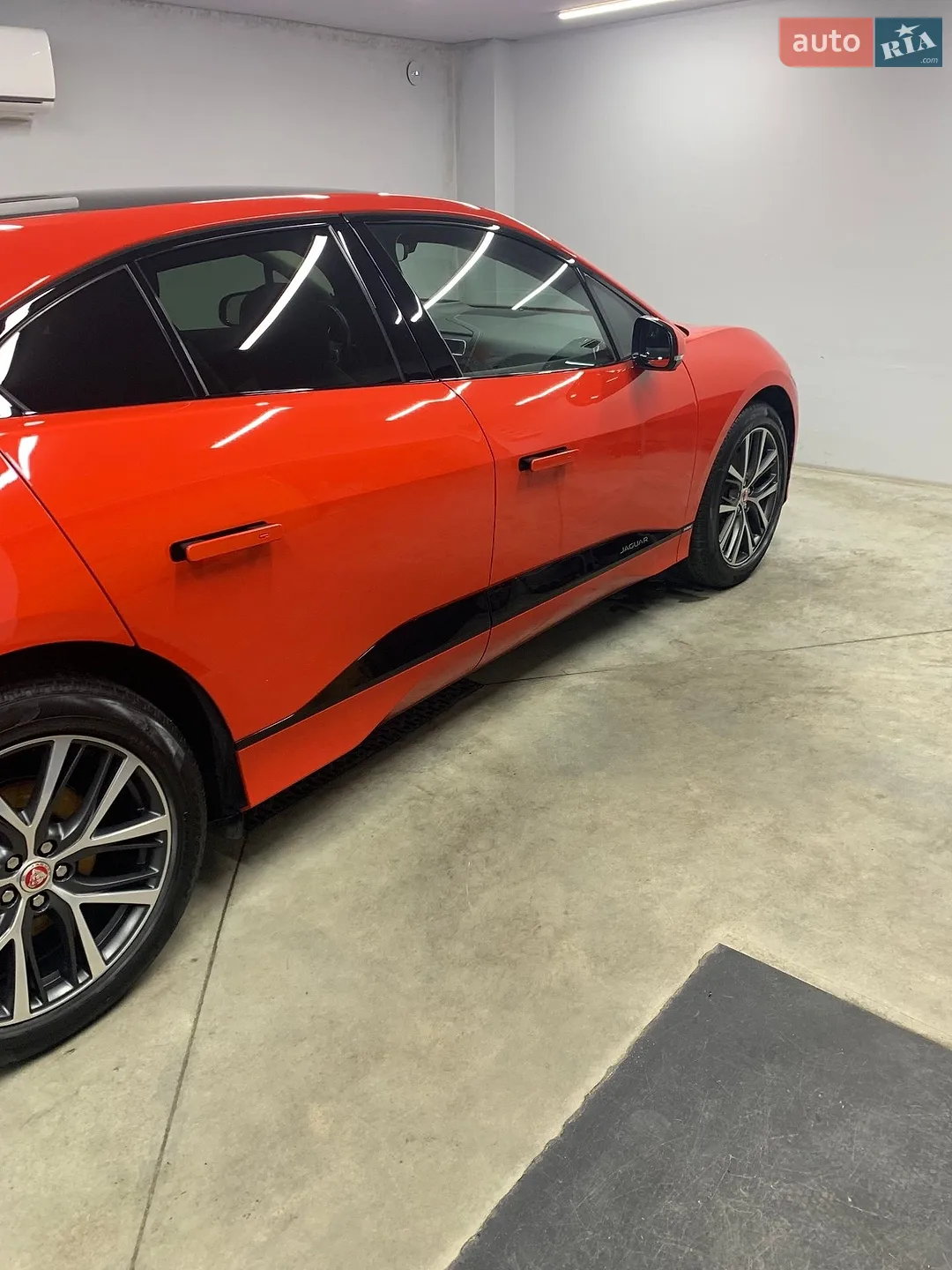 2019 Jaguar I-Pace - мініатюра 3