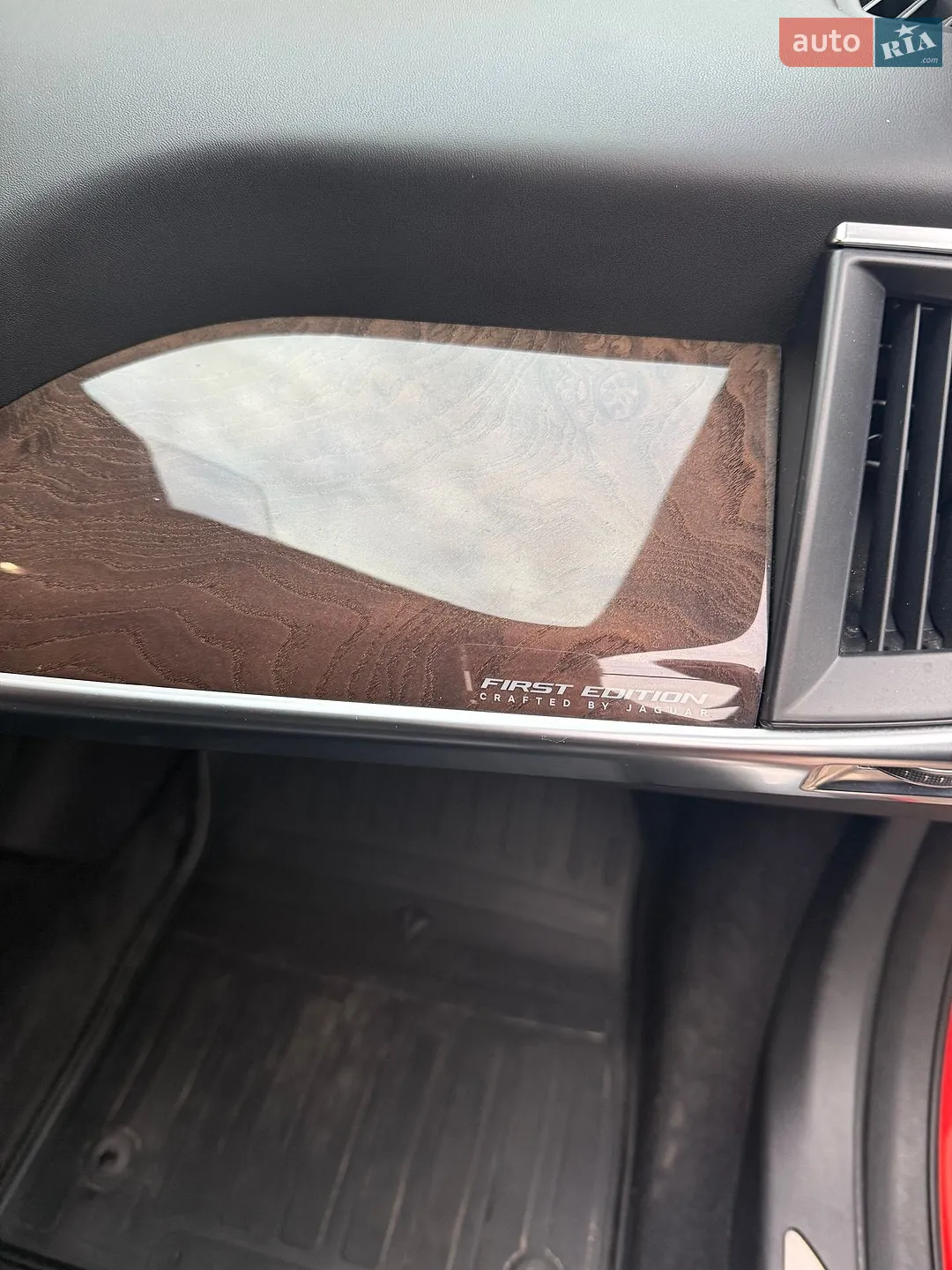2019 Jaguar I-Pace - мініатюра 13