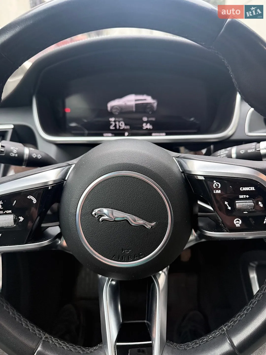 2019 Jaguar I-Pace - мініатюра 19