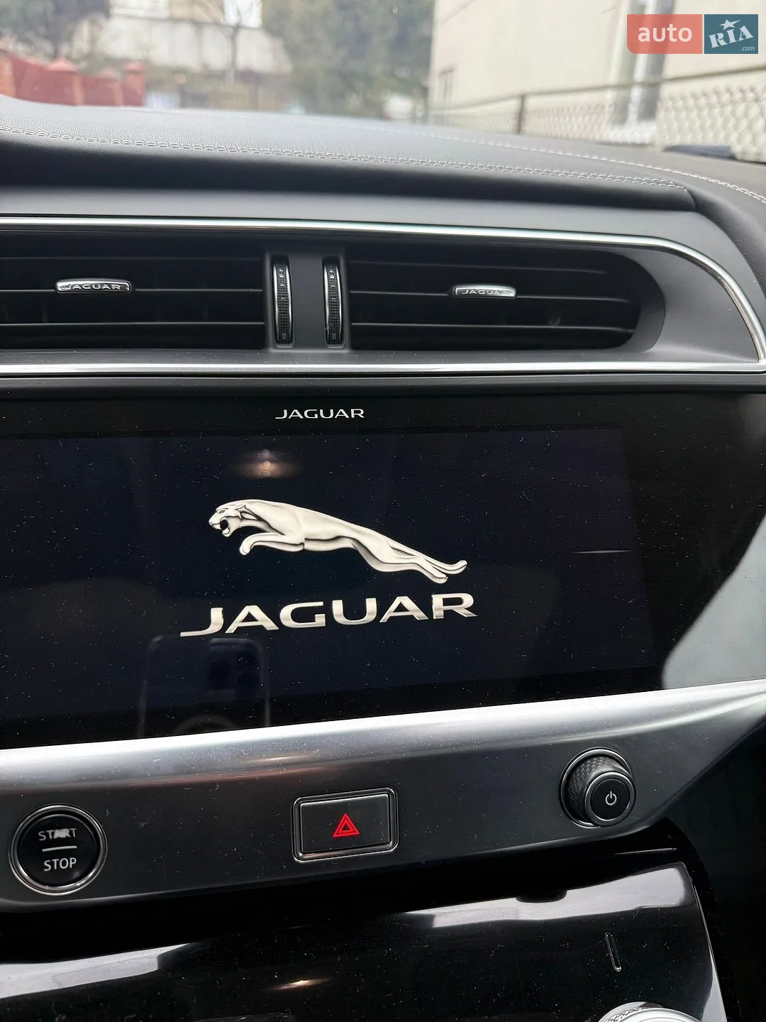 2019 Jaguar I-Pace - мініатюра 21