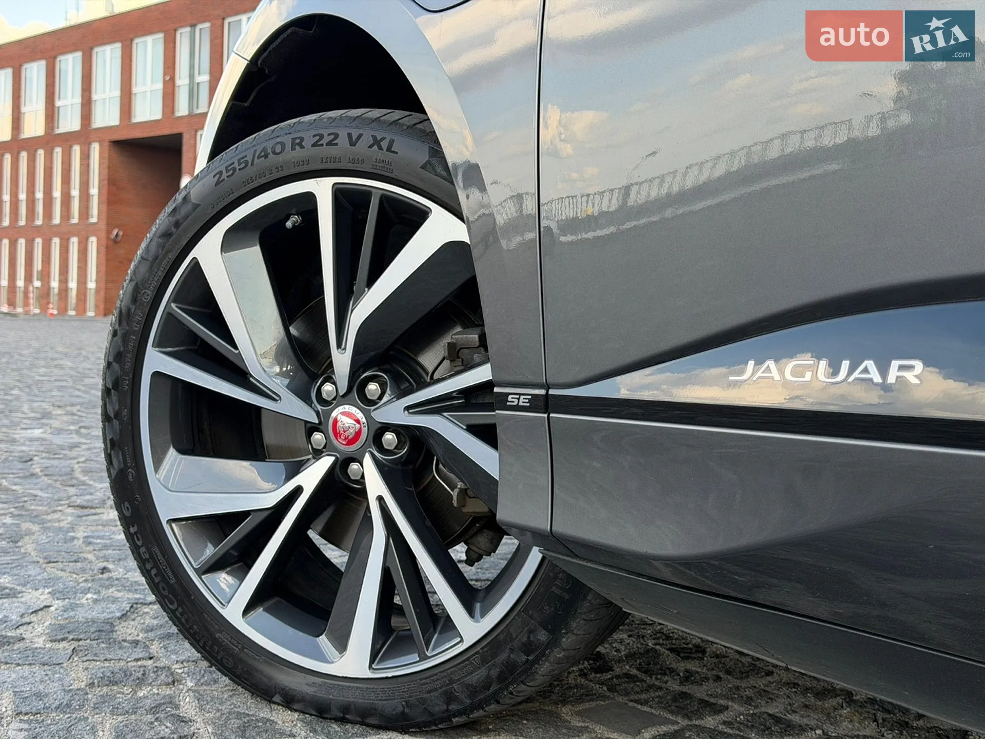 2019 Jaguar I-Pace - мініатюра 18