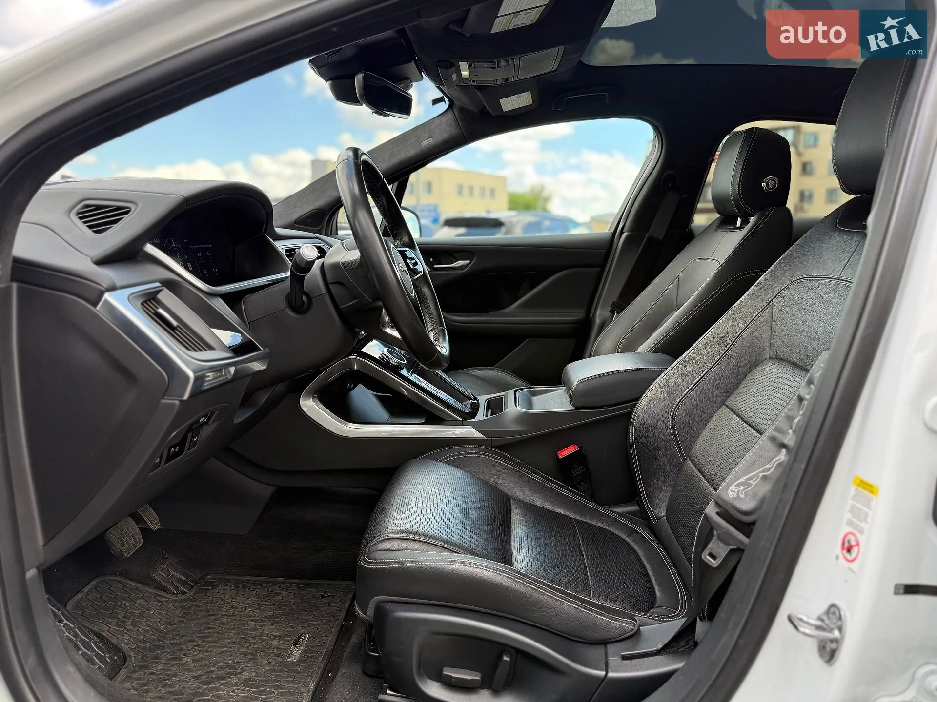2019 Jaguar I-Pace - мініатюра 13