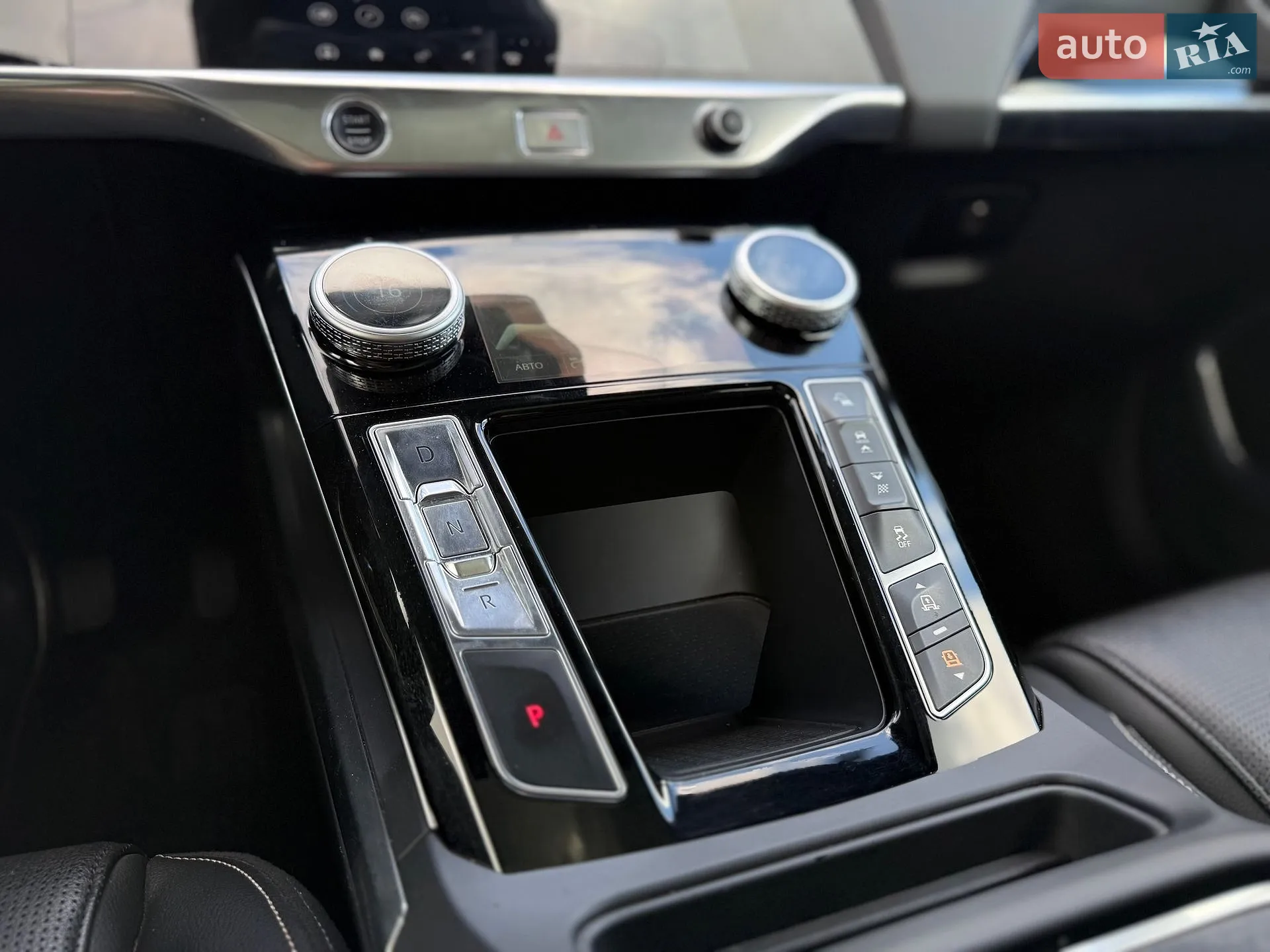 2019 Jaguar I-Pace - мініатюра 22