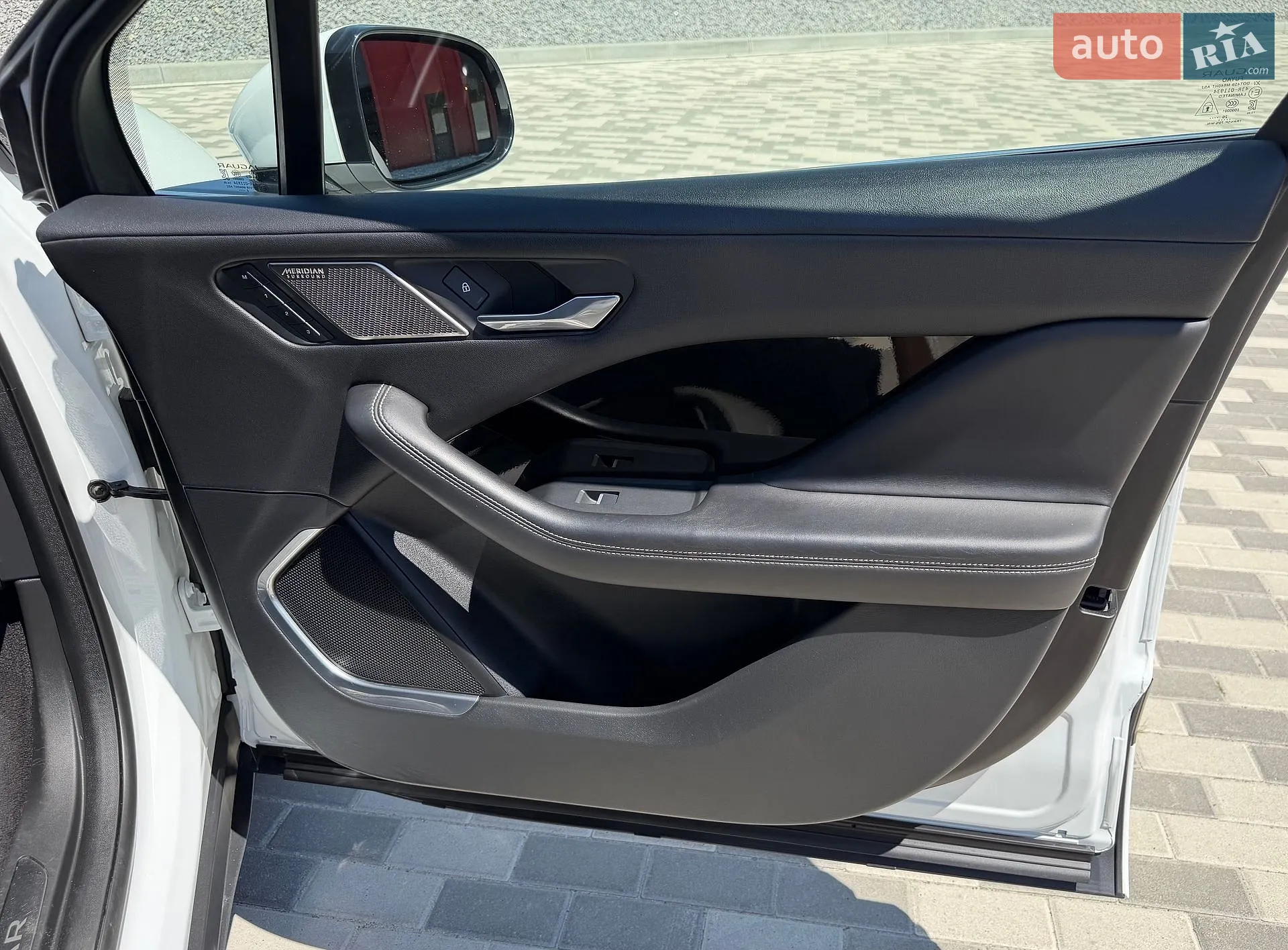 2021 Jaguar I-Pace - мініатюра 38