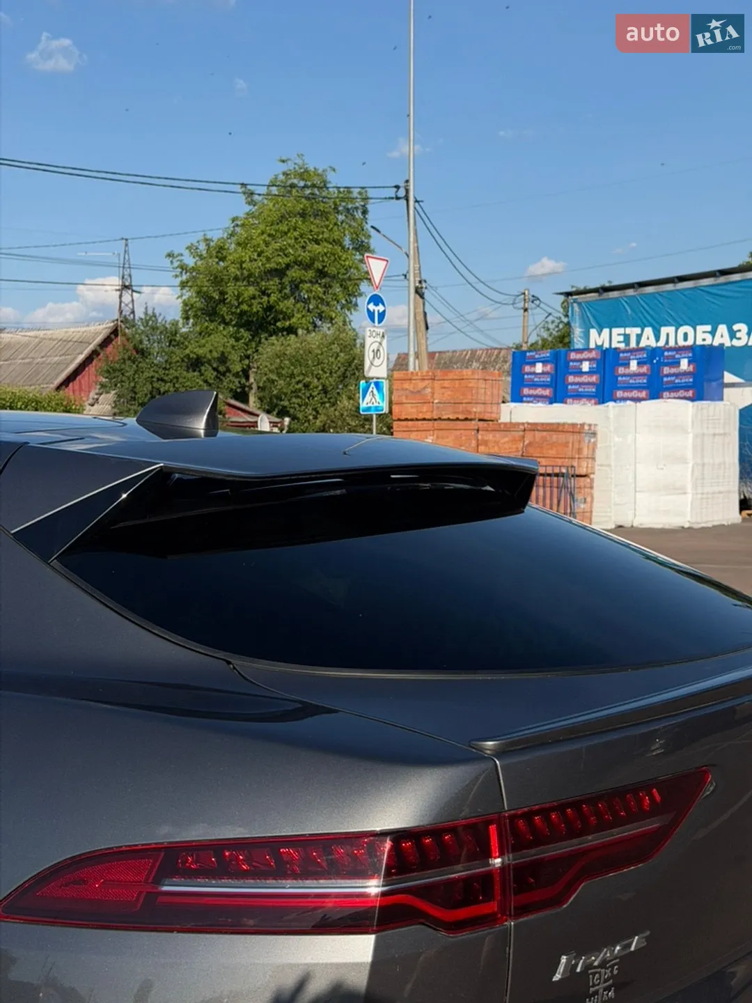 2019 Jaguar I-Pace - мініатюра 14