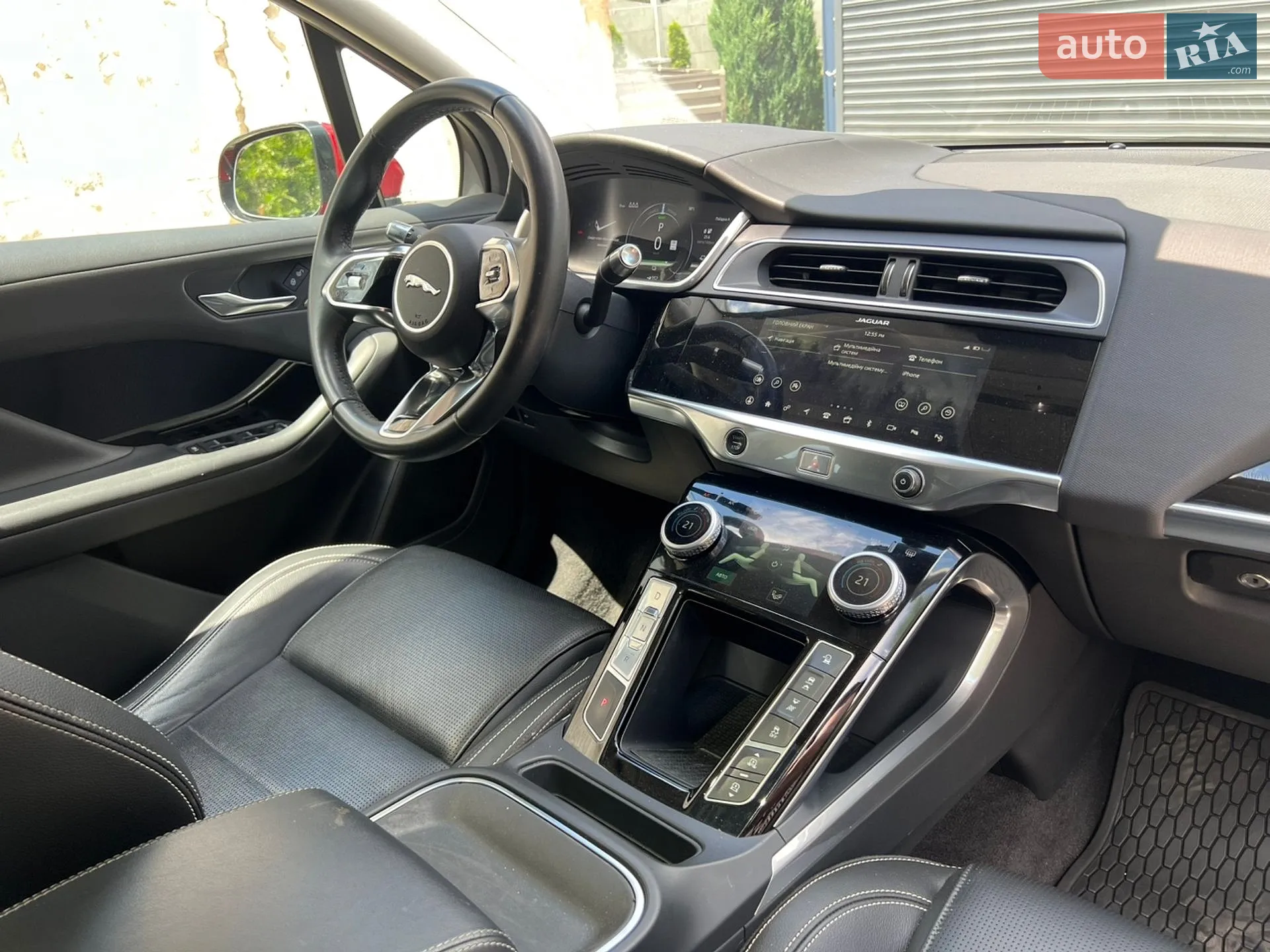 2019 Jaguar I-Pace - мініатюра 8