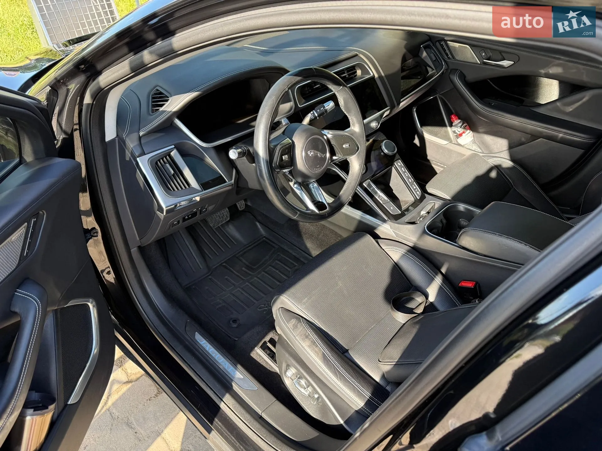 2020 Jaguar I-Pace - мініатюра 16