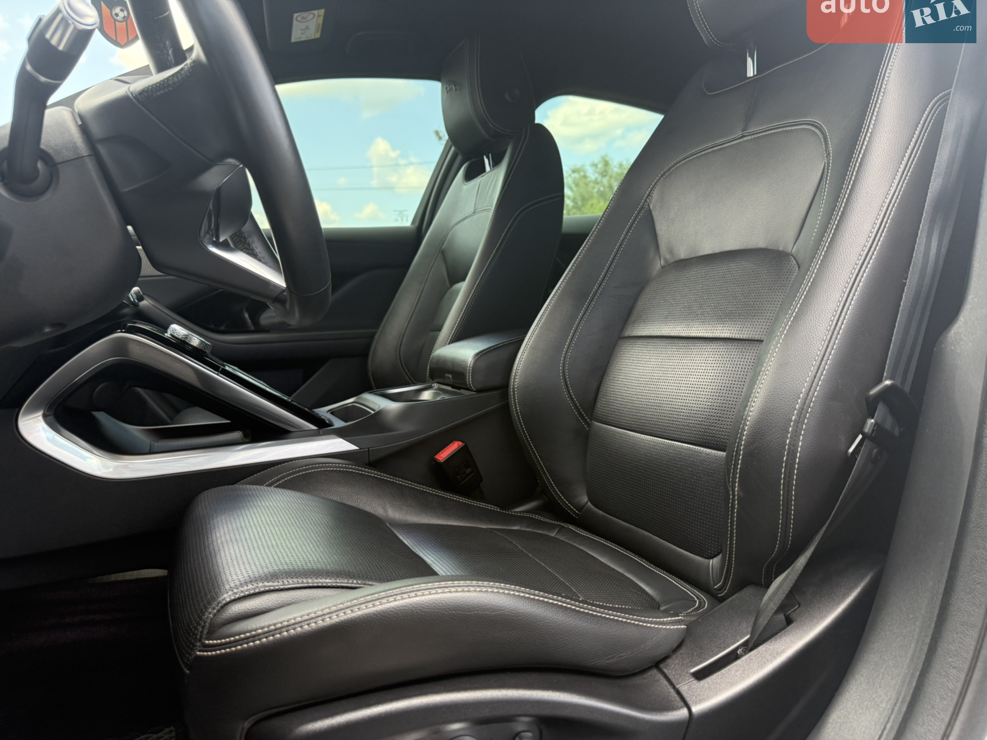2020 Jaguar I-Pace - мініатюра 25