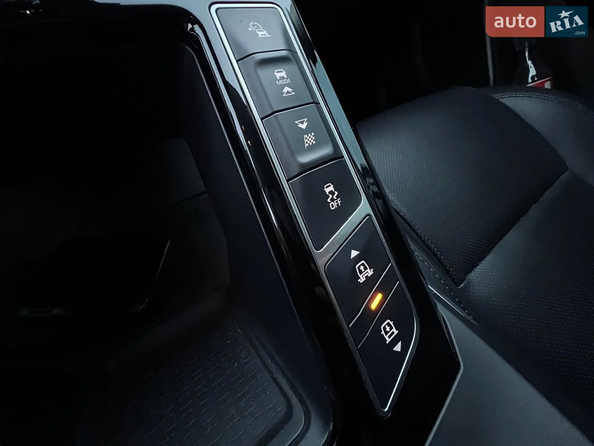 2019 Jaguar I-Pace - мініатюра 32