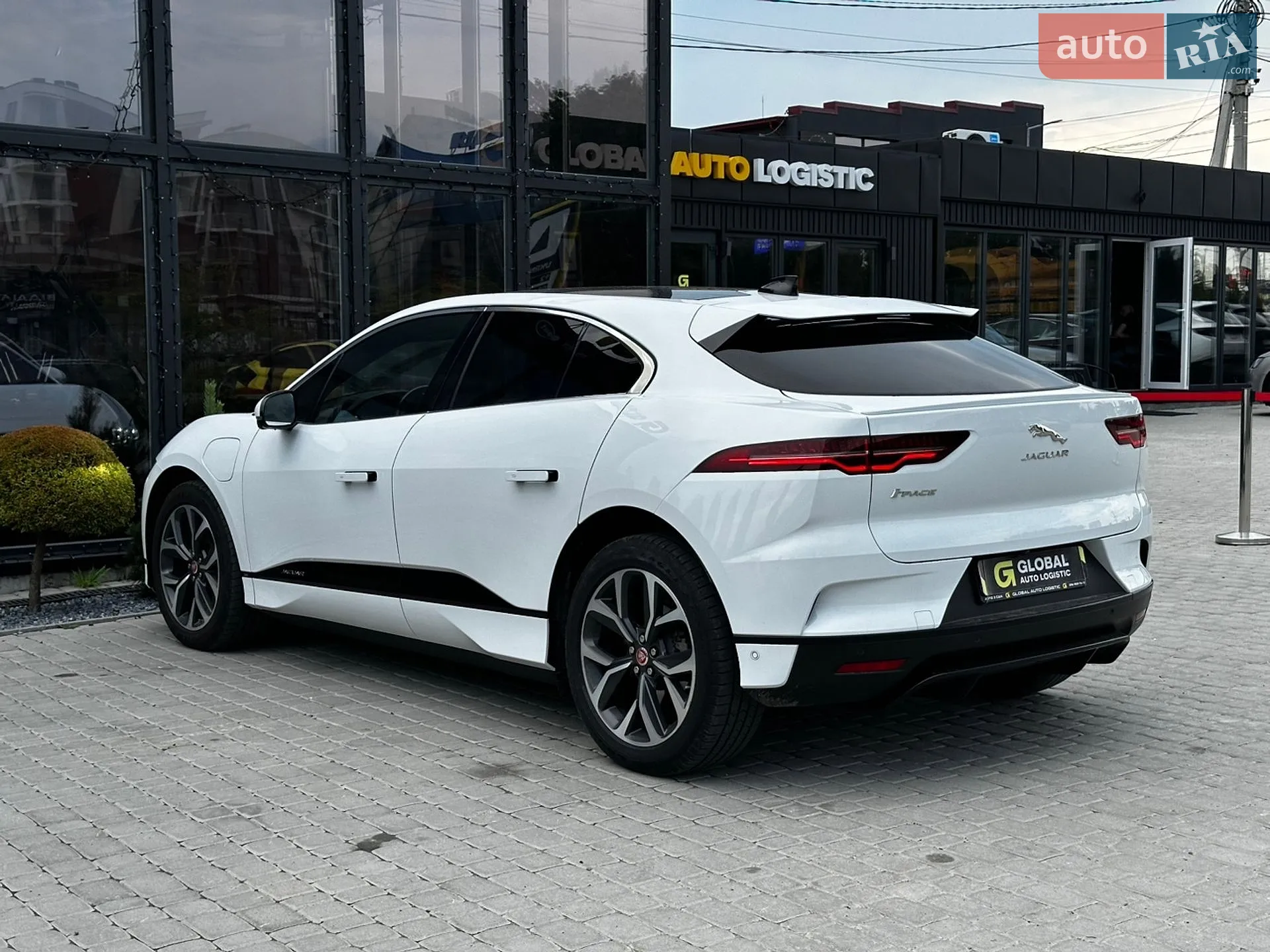 2020 Jaguar I-Pace - мініатюра 9