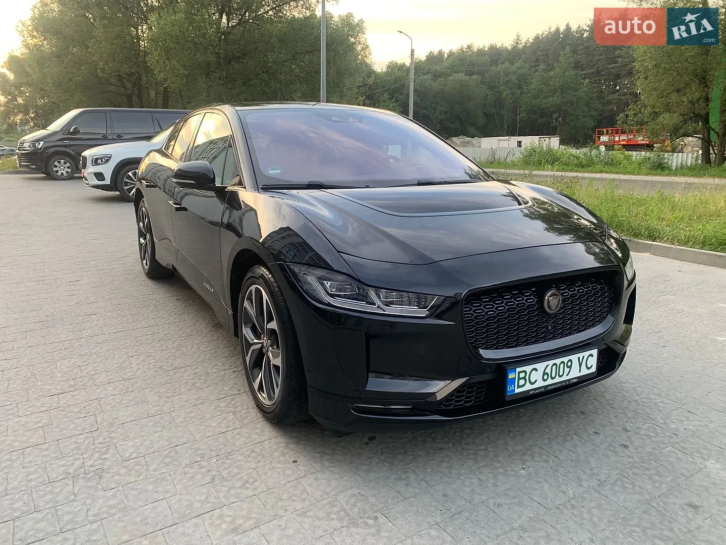 2019 Jaguar I-Pace - мініатюра 3