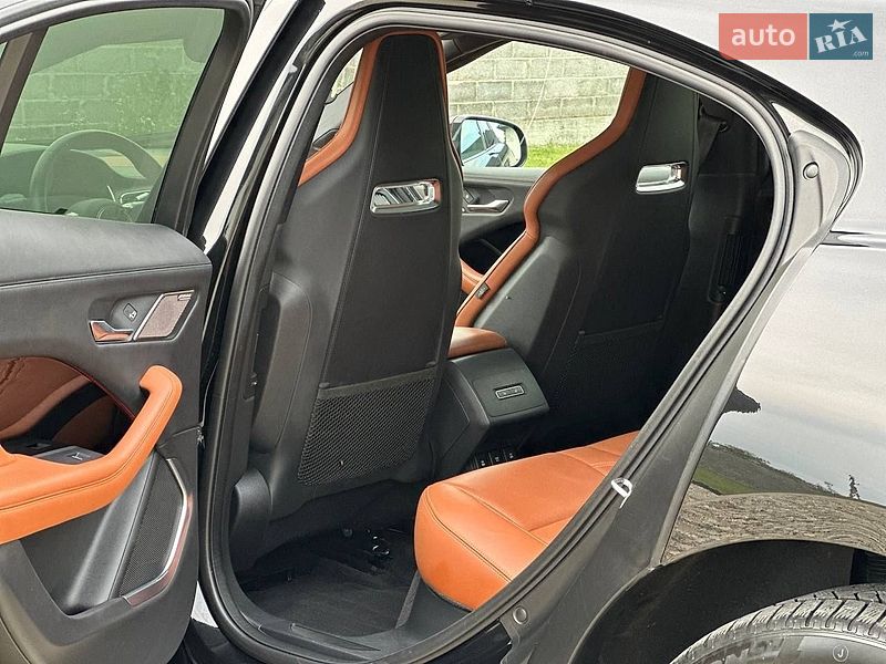 Внедорожник / Кроссовер Jaguar I-Pace 2018 в Киеве фото 36 Внедорожник / Кроссовер Jaguar I-Pace 2018 в Киеве