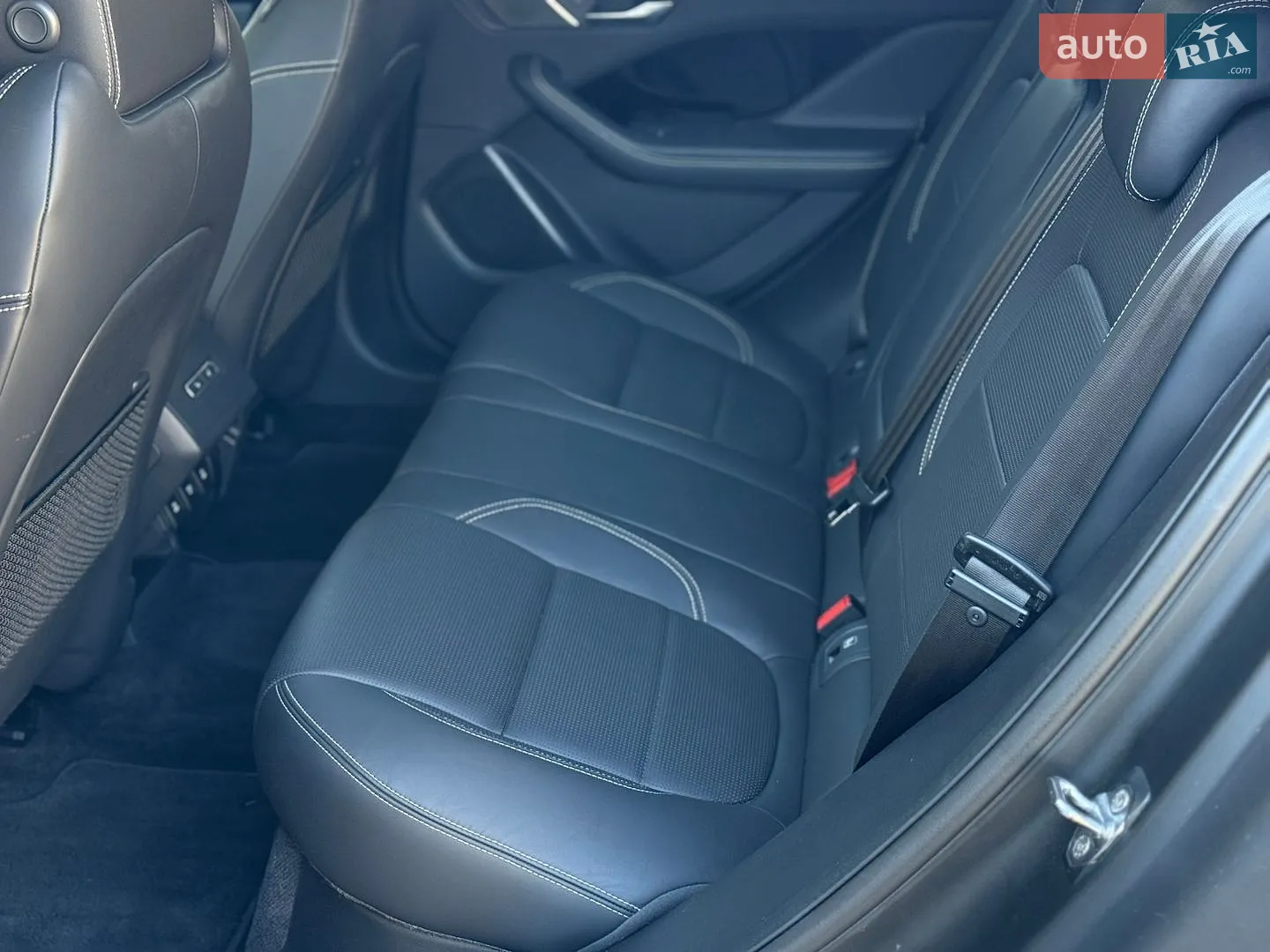 2019 Jaguar I-Pace - мініатюра 27