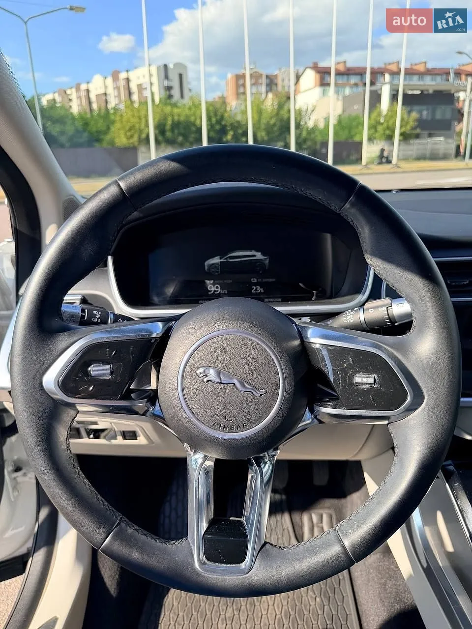 2019 Jaguar I-Pace - мініатюра 29